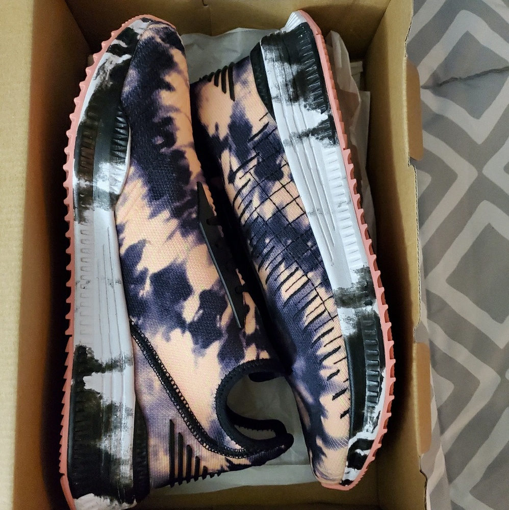 Puma evoknit bleached